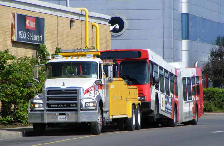 OC Transpo New Flyer articulated bus 6365